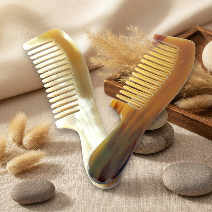 HORN COMB