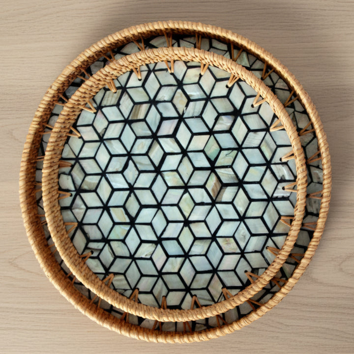 GEOMETRIC WONDER ROUND SEASHELL TRAY