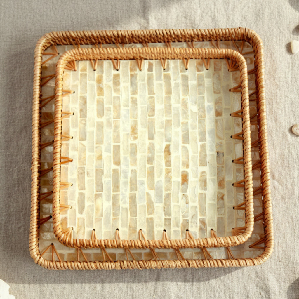 GOLDEN BRICKS SQUARE SEASHELL TRAY