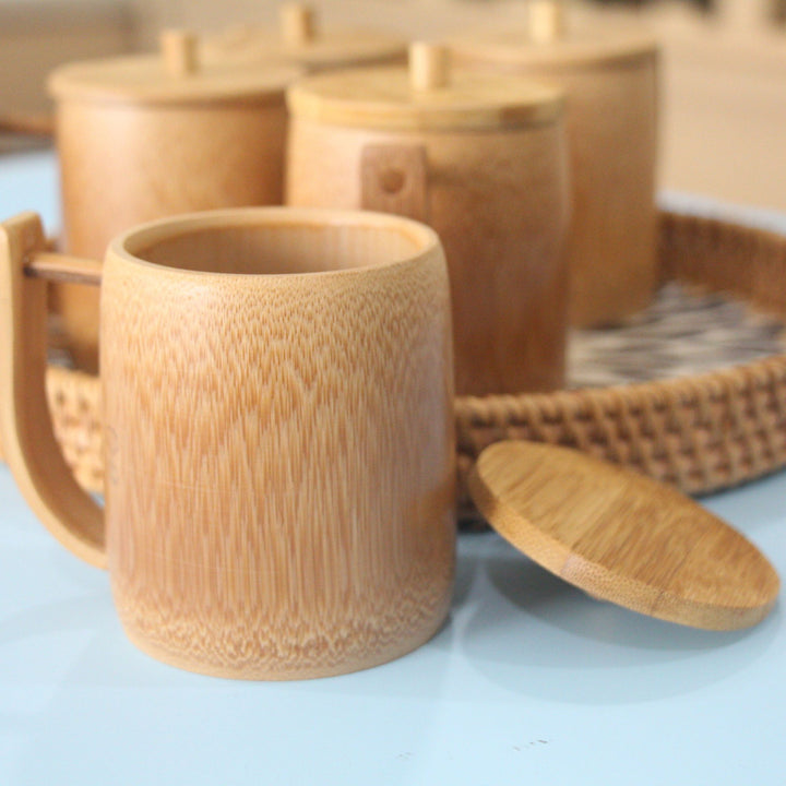 Set of 5 Bamboo Cup with Lid and Seashell Tray