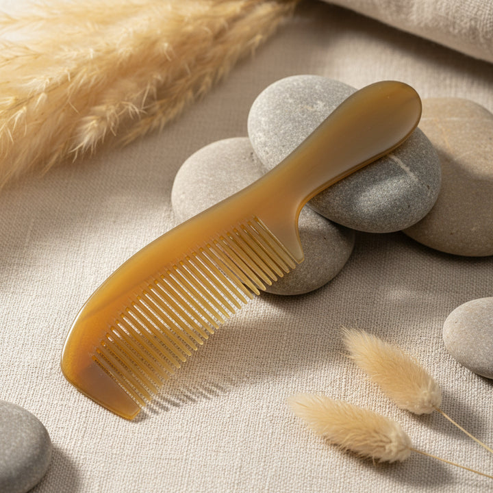 HORN COMB