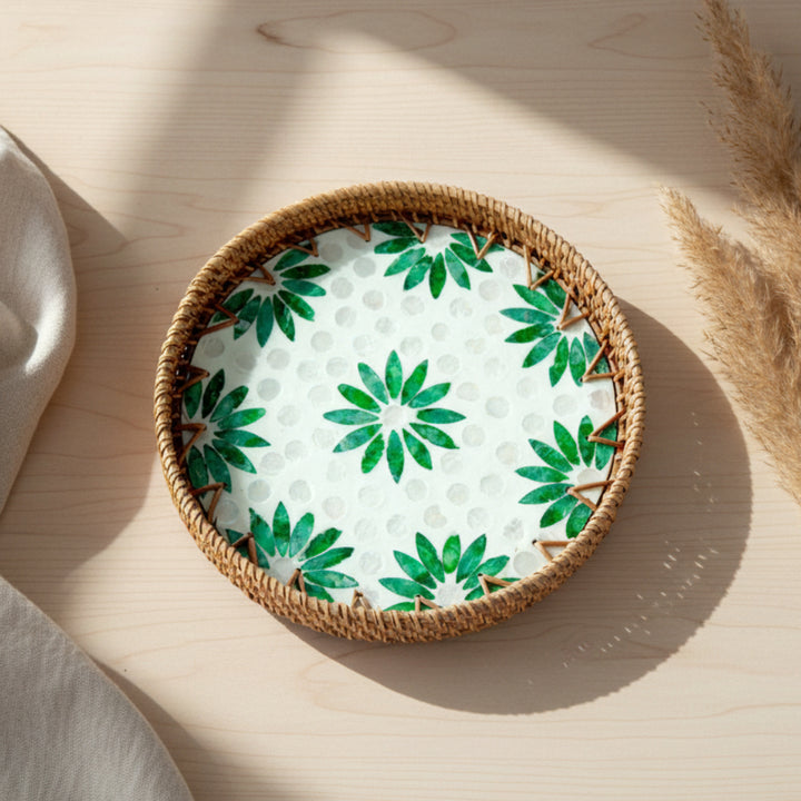 GREEN FLORAL ROUND SEASHELL TRAY