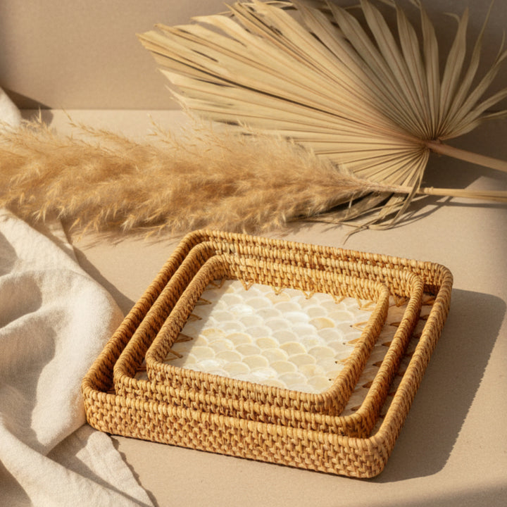 GOLD SCALES SQUARE SEASHELL TRAY