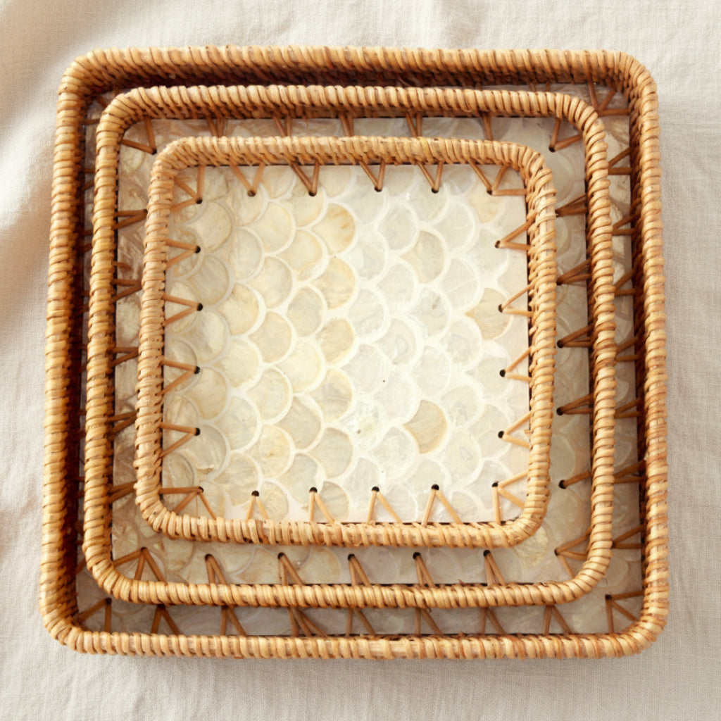 GOLD SCALES SQUARE SEASHELL TRAY