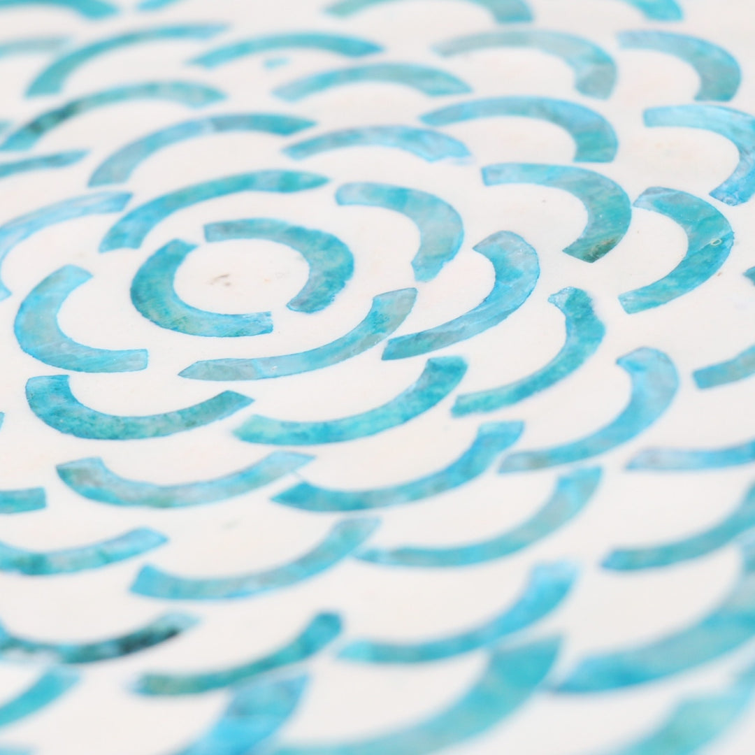 Blue Rainbow Round Seashell Cane Tray