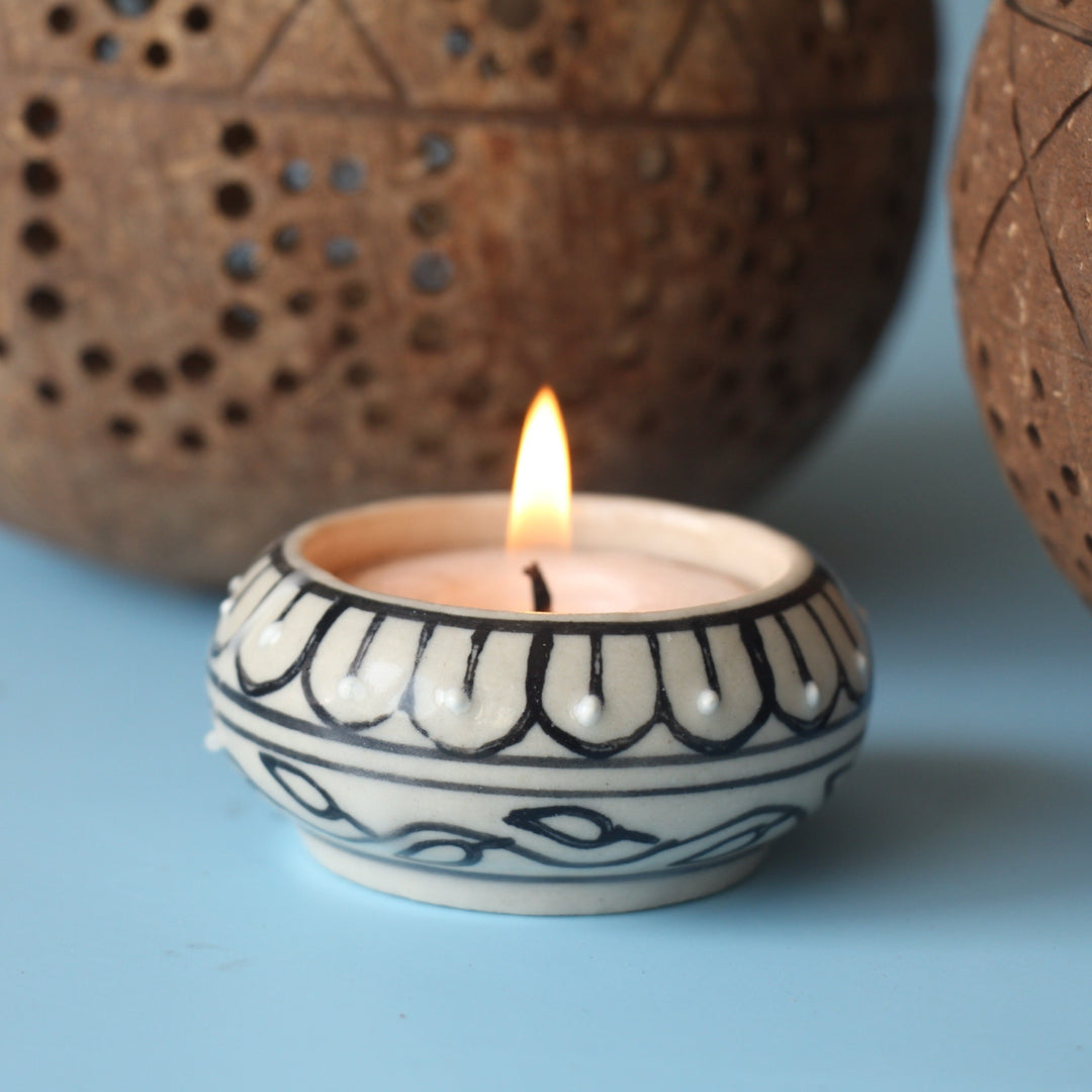 2-Set Traditional Tea Light Candle Holders
