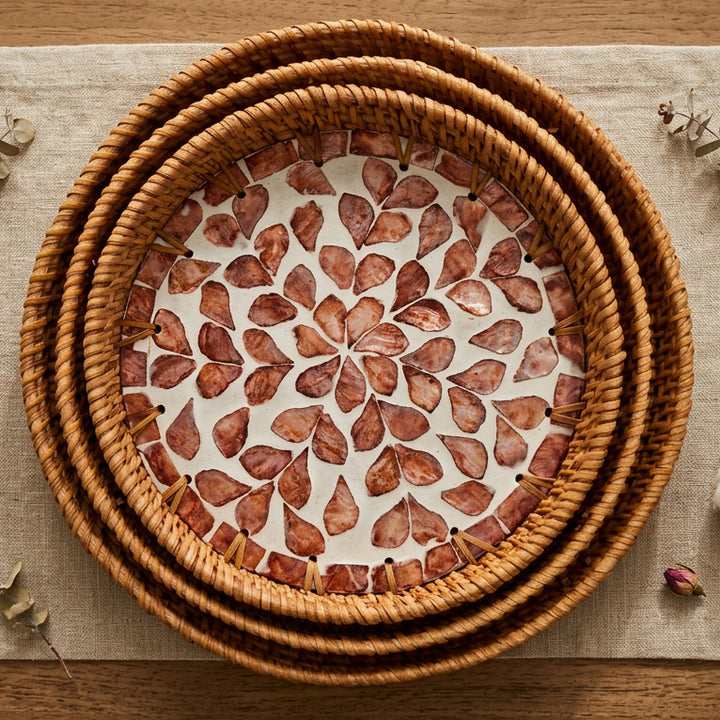 ROSE PETAL SEASHELL TRAY