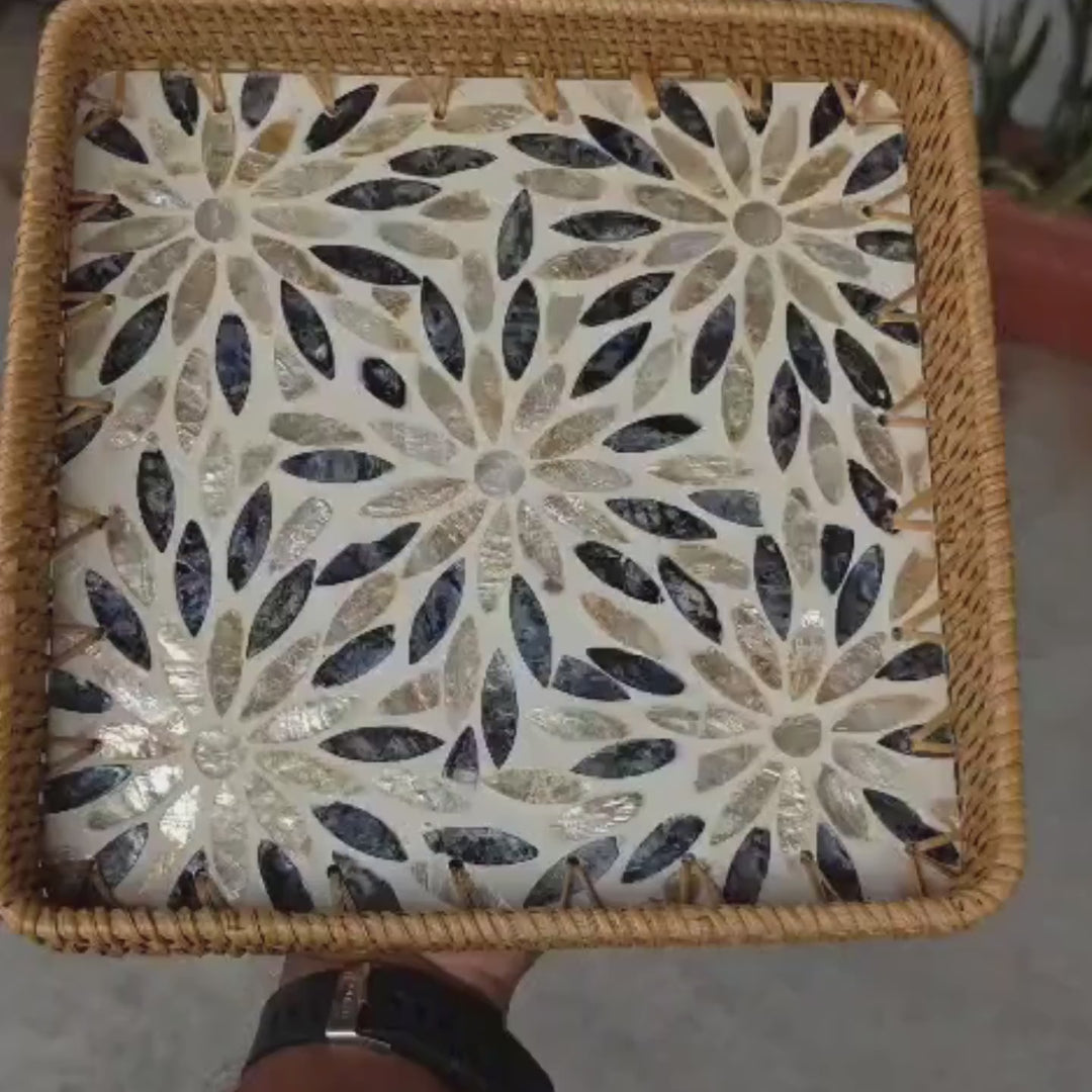 GREY FLORAL SQUARE SEASHELL TRAY